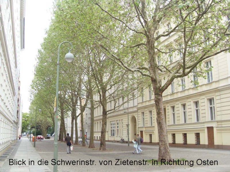 Blick in die Schwerinstraße von Zietenstraße in Richtung Osten