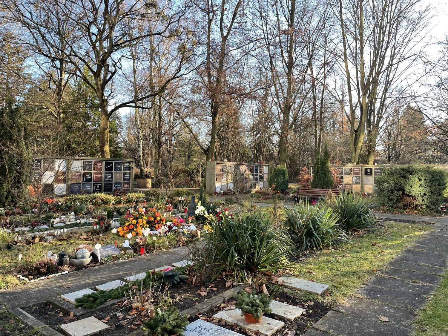 Urnenwandgräber Friedhof Eythstraße