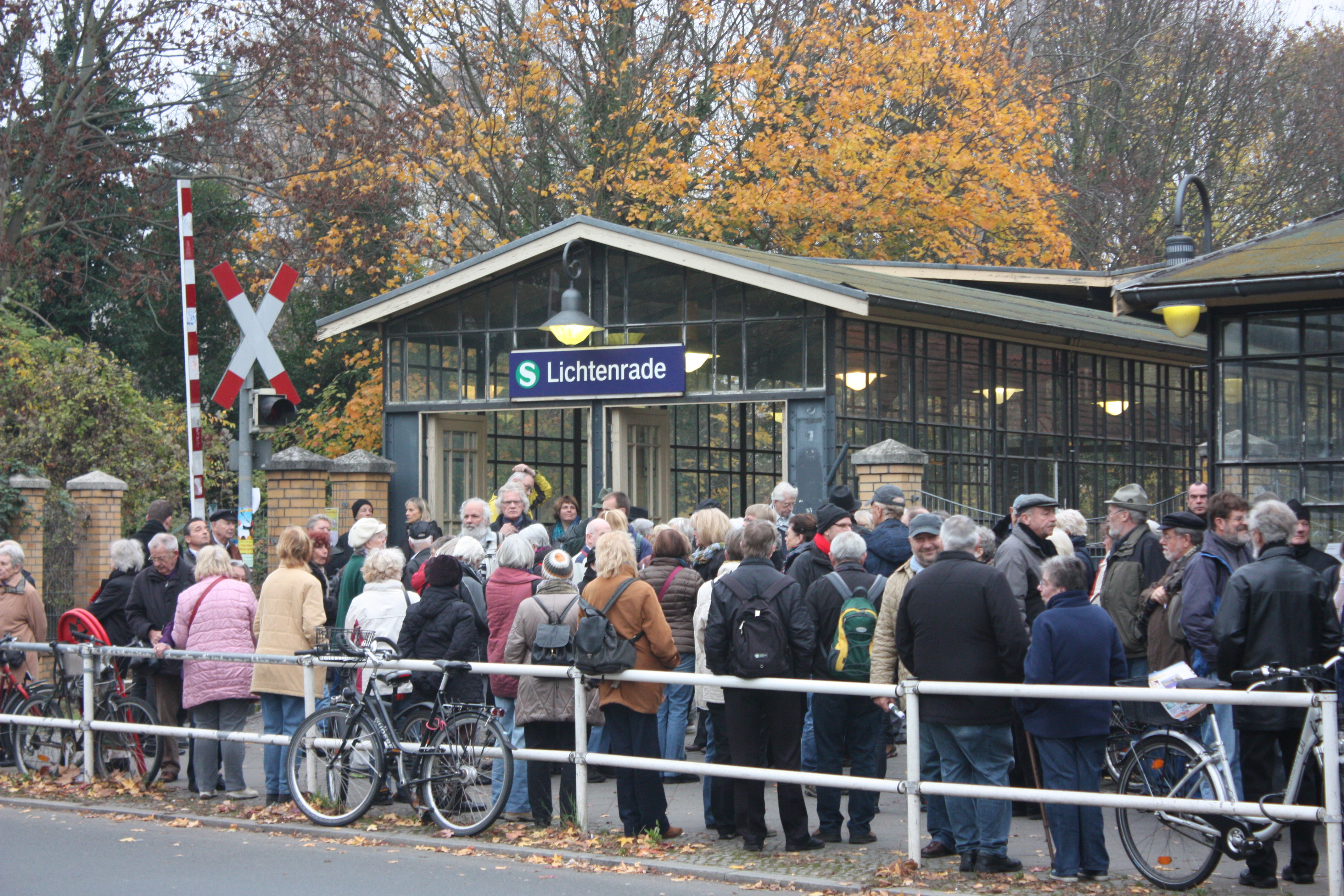 Treffpunkt am S-Bahnhof Lichtenrade