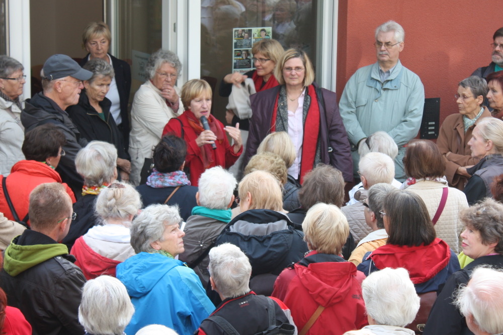 Frau Wilkening stellte den Interessierten ...