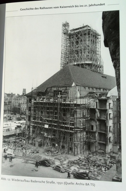Wiederaufbau des Rathauses Schöneberg 1950