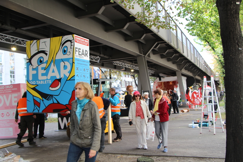 Kunst unter der U-Bahn-Brücke