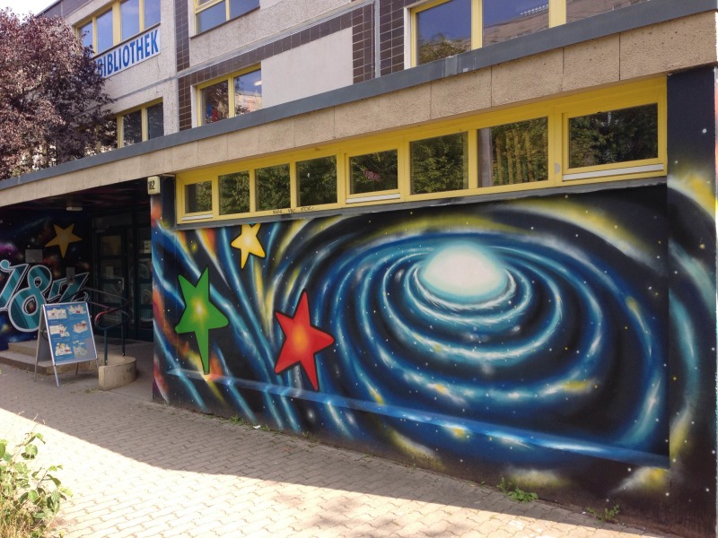 Graffittiprojekt im Rahmen des Pilotprojektes FEIN - Gemeinsam für unseren Kosmos