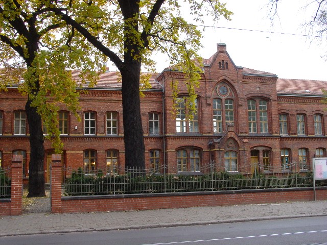 ehemalige Gemeindeschule Dörpfeldstraße