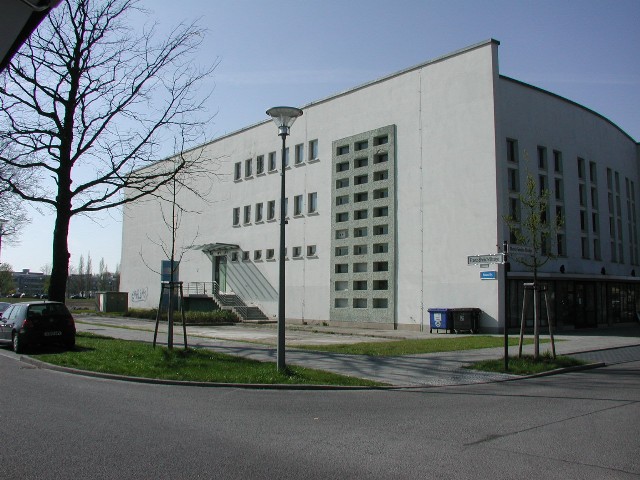 Fernsehzentrum