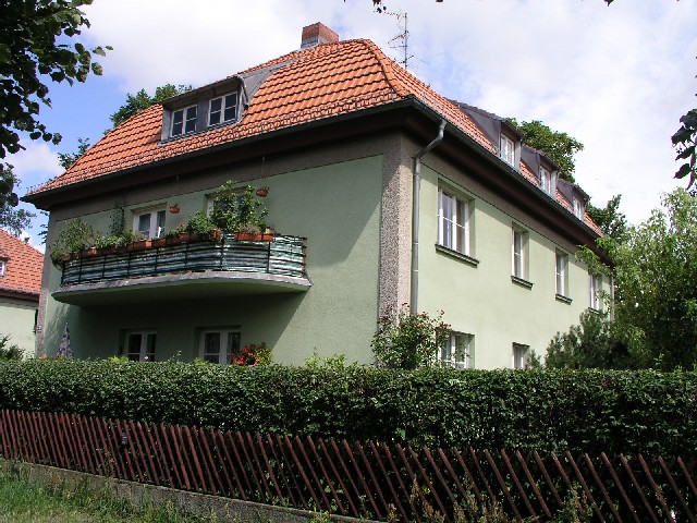 Waldstraße 25-40