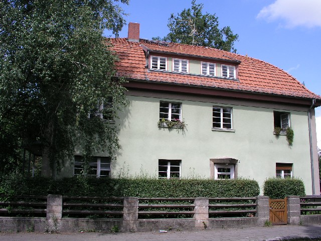 Waldstraße 25-40