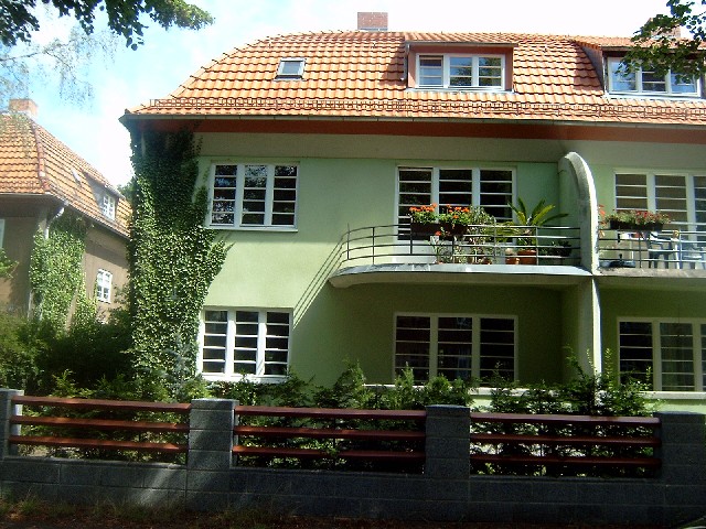 Waldstraße 25-40