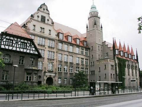 Lindenstraße 1, Realgymnasium