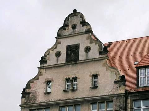 Lindenstraße 1, Realgymnasium