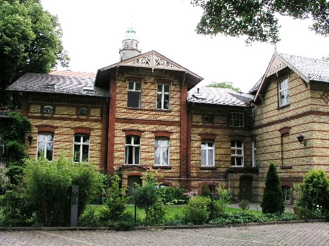 Lindenstraße 35, Villa