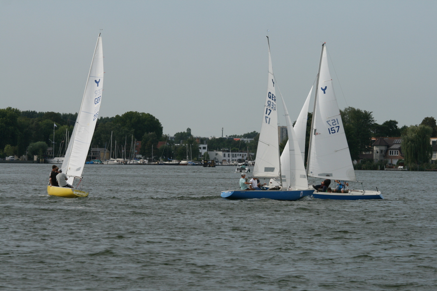 Bürgermeisterregatta - 3 Segelboote auf der Dahme