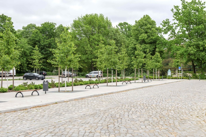Parkplatz am Rosengarten
