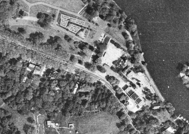 Gaststätte Zenner mit Parkplatz und Sommerblumengarten im Jahr 1974 (Luftbild)