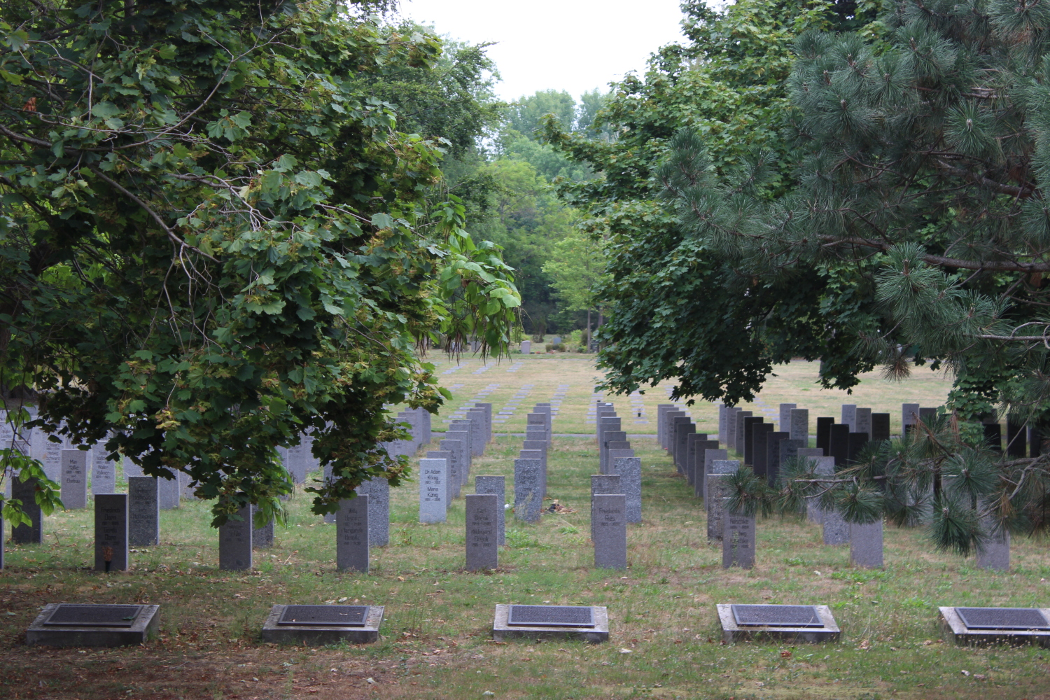 Friedhof Baumschulenweg Ehrenhain für die Verfolgten des Nationalsozialismus