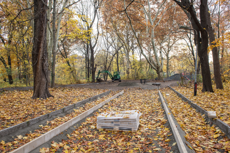 2018/2019, Dokumentation, Herstellung neuer Wege; Einfassung