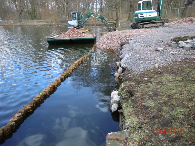 Treptower Park, der Karpfenteich während der Sanierung