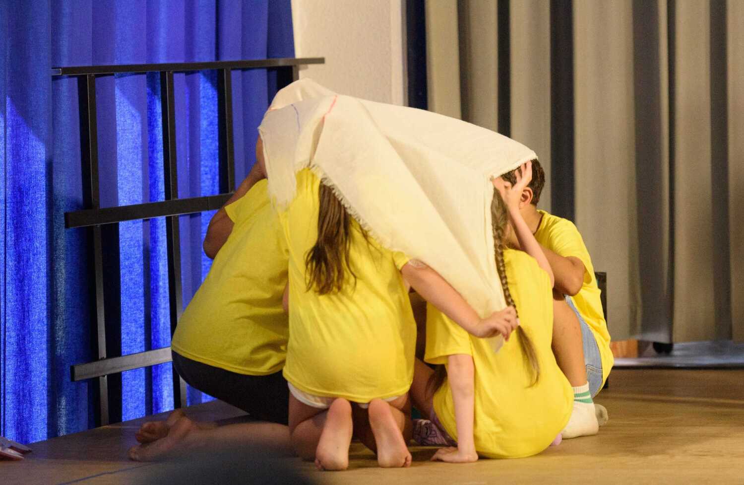 Theaterstück "Mit Ach und Krach!"