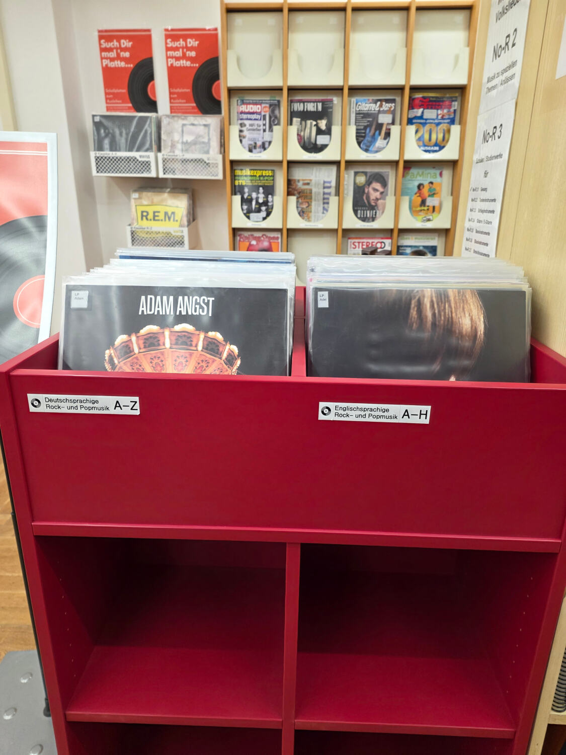 Einblick in die Musikbibliothek