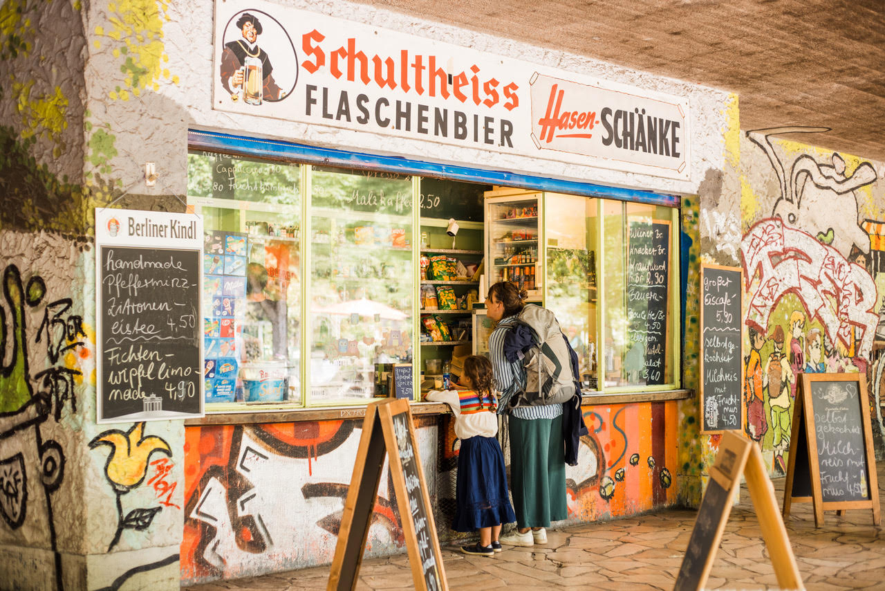 Ausstellung "Wir sind viele. Geschichten in Bildern über das Allein_erziehen"