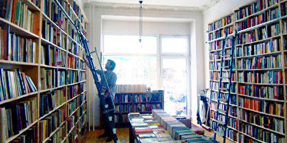 Saint Georges English Bookshop