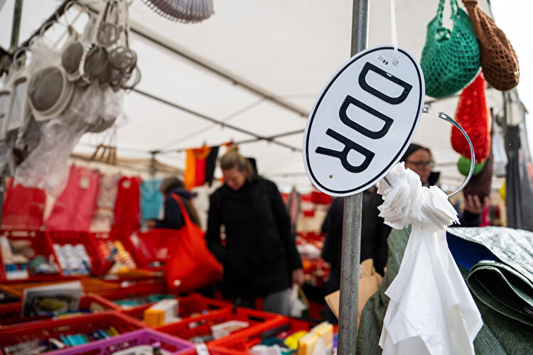 Schild DDR auf der Ostpro Berlin