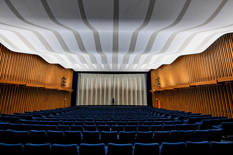 Kino International Neu 1