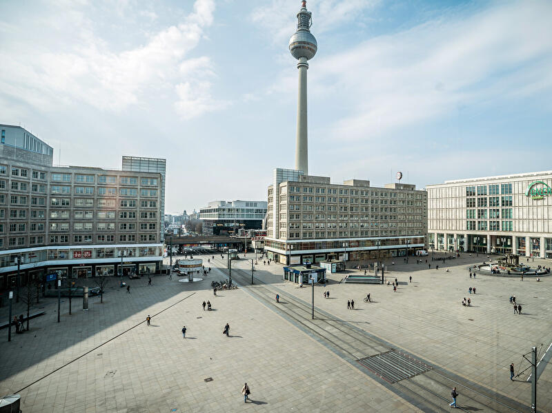 Alexanderhaus und Berolinahaus