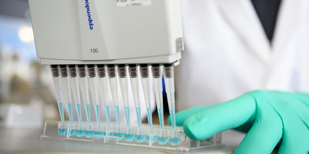 Fachkraft im Gesundheitsbereich