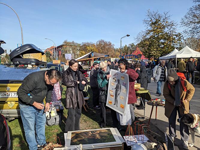 Riesenflohmarkt Trabrennbahn Karlshorst