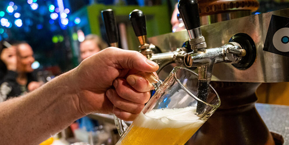 Zapfhahn-Kneipe-Bier