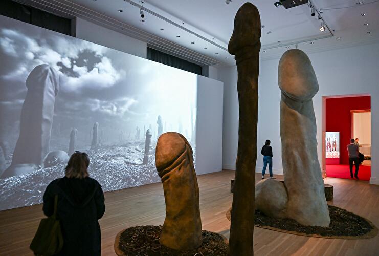 Marina Abramovic: Balkan Erotic Epic (2)