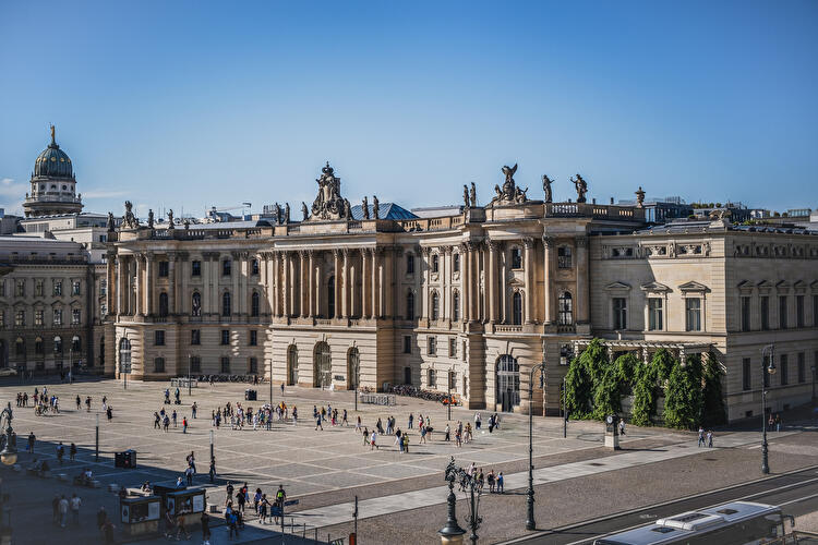 Juristische Fakultät der HU Berlin am Bebelplatz