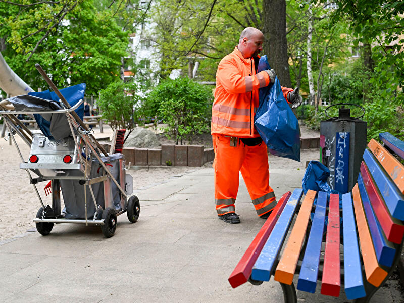 Reinigung von Spielplätzen durch die Stadtreinigung