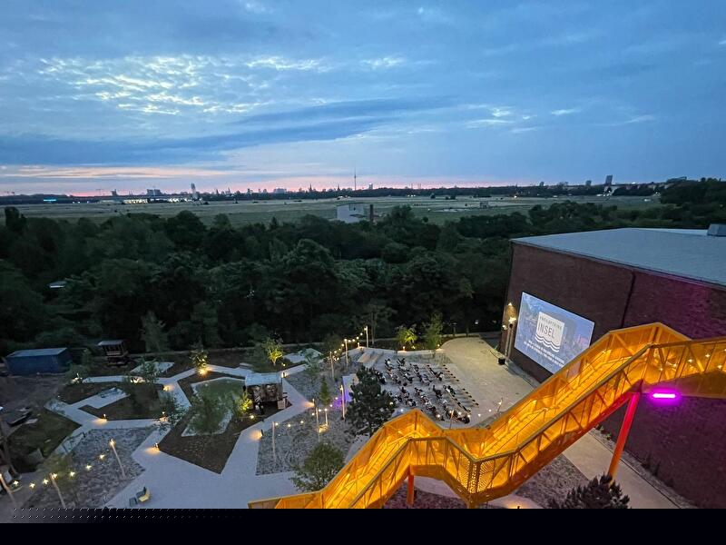 Freiluftkino Insel am Tempelhofer Feld