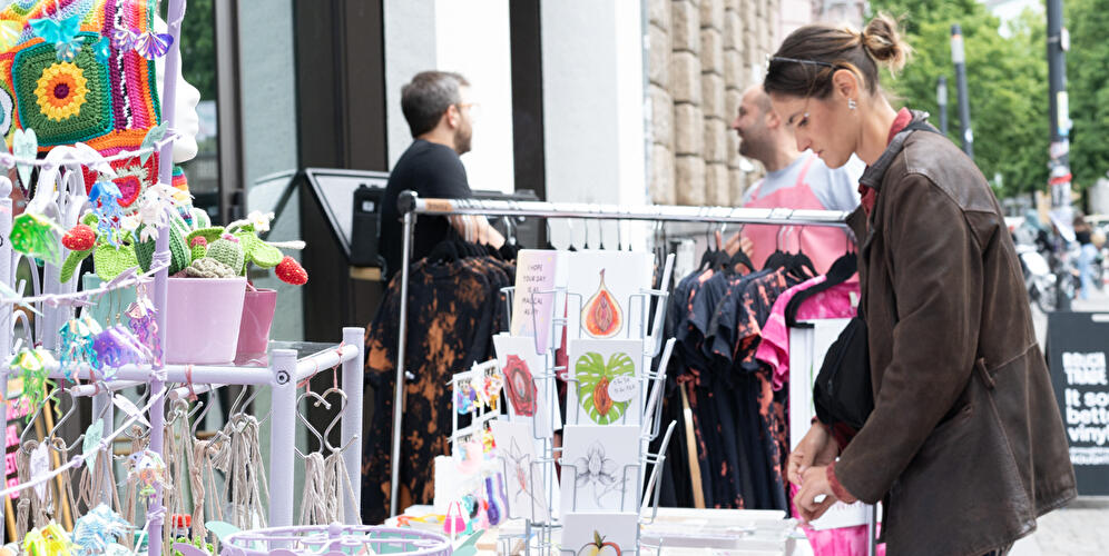 Radical Summer Market