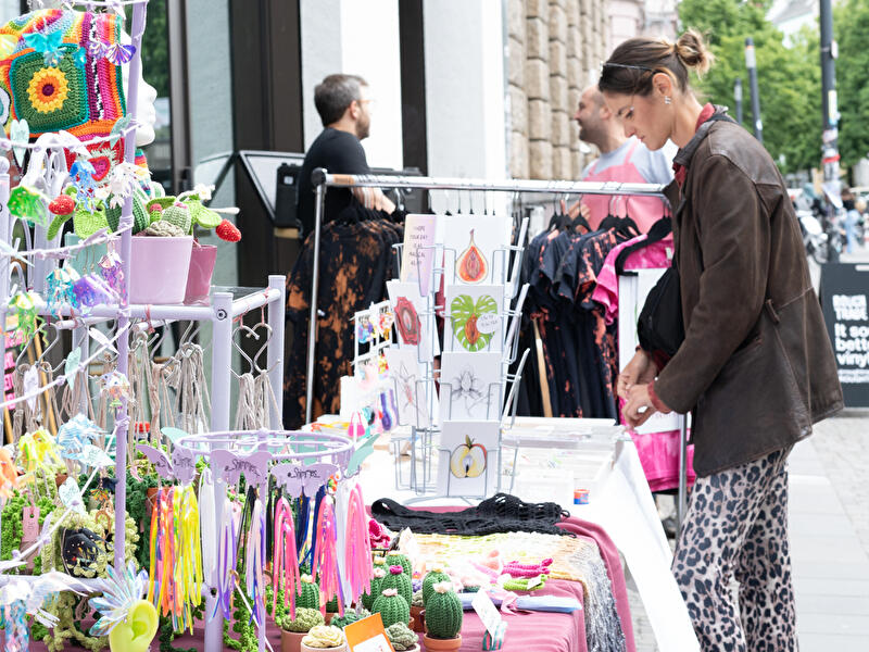 Radical Summer Market