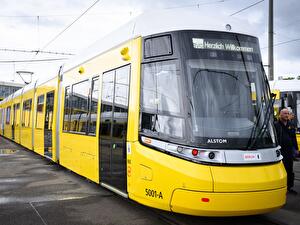 ベルリンに新しい路面電車が登場！7月中旬から「アーバンライナー」の運行開始