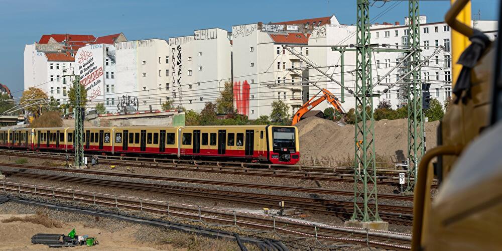 Feierlicher Baubeginn für den Ersatz der Ringbahnbrücke