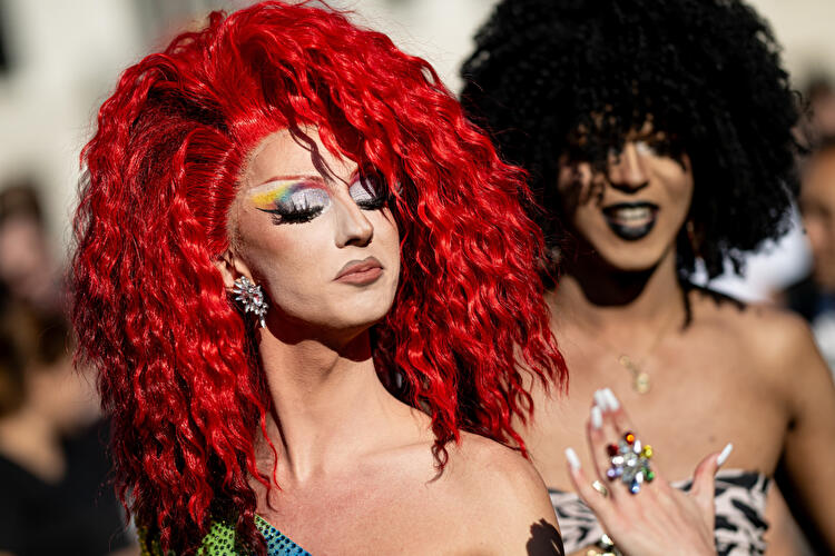 Drag* March