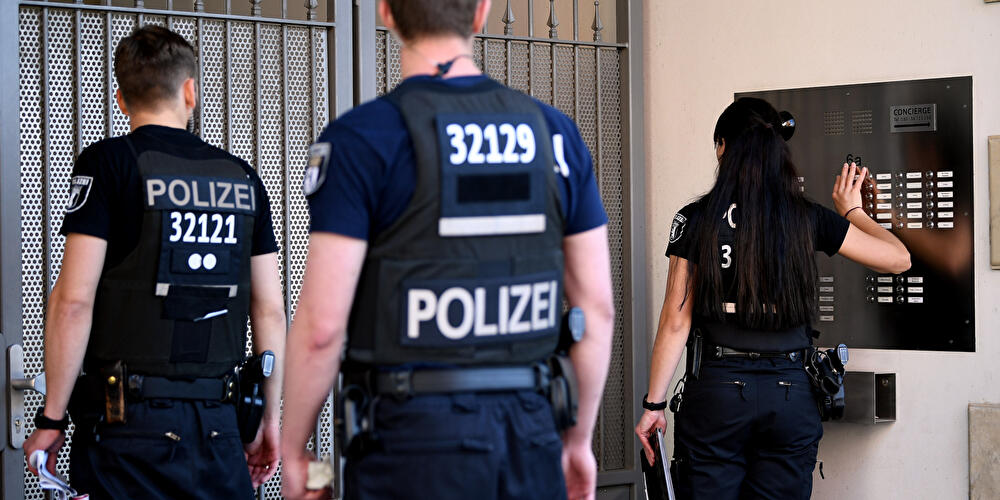Polizei evakuiert Wohnhäuser