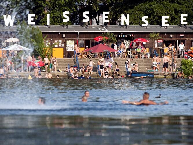 Spritzige Abkühlung im Weissensee