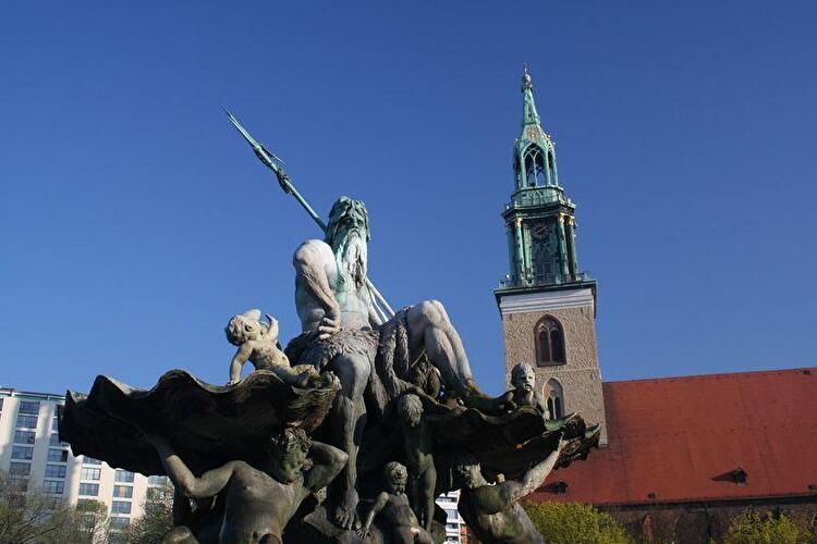 Neptunbrunnen