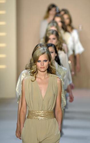 Fashion Week 09