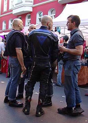 Impressionen vom Lesbisch-schwulen Stadtfest 2005