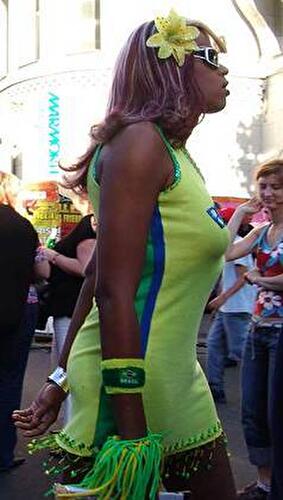 Impressionen vom Lesbisch-schwulen Stadtfest 2005