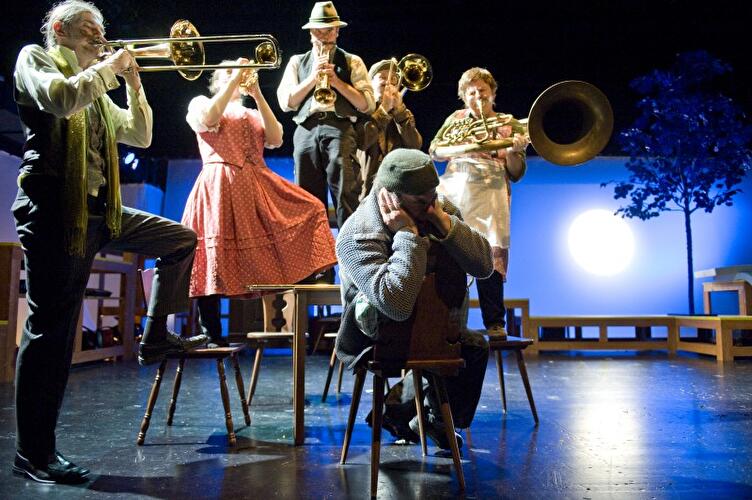 Augenblick Mal! Deutsches Kinder- und Jugendtheatertreffen