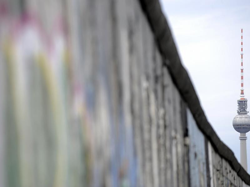Die Berliner mauer an der East Side Gallery