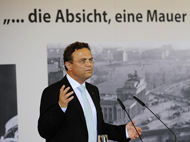 Mauerbau