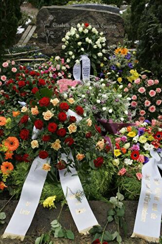 Grabstätte von Brigitte Mira auf dem Luisenkirchhof III